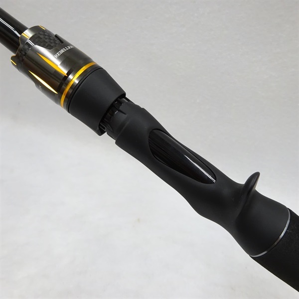 ２０　ＲＥＢＥＬＬＩＯＮ６１０２ＭＲＢ